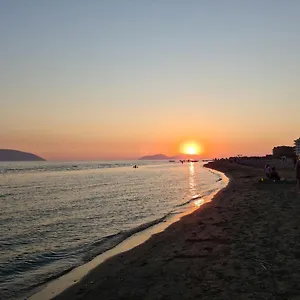 Perandori Old Vlorë